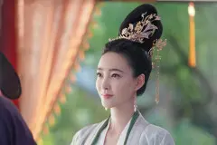 《灼灼风流》太后为什么咬刘衍